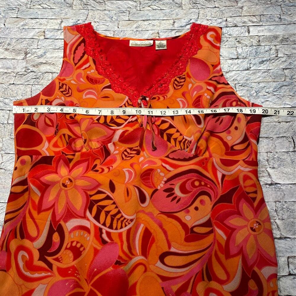Ladies Large Top - Picture 6 of 8